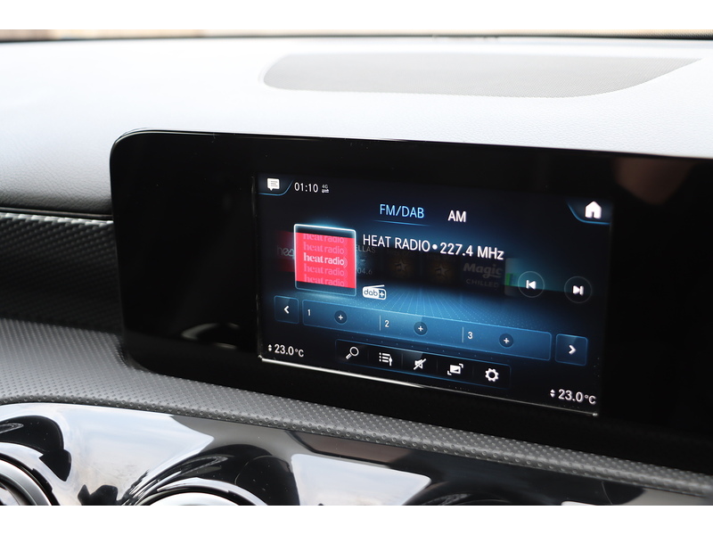 Mercedes-Benz A180 1.3 SPORT HATCHBACK 5DR PETROL 7G-DCT AUTO SAT NAV BLUETOOTH DAB STEREO REAR CAMERA PARKING AIDS JUST 1 OWNER ONLY 42000 MILES SH NO ULEZ CHARGE 72-74 Mitcham Road