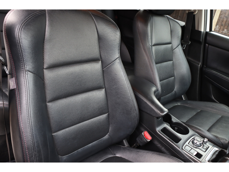 Mazda 2.0 SKYACTIV-G Sport Nav SUV 5dr Petrol Manual Euro 6 (s/s) (165 ps) 72-74 Mitcham Road