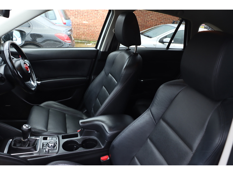 Mazda 2.0 SKYACTIV-G Sport Nav SUV 5dr Petrol Manual Euro 6 (s/s) (165 ps) 72-74 Mitcham Road