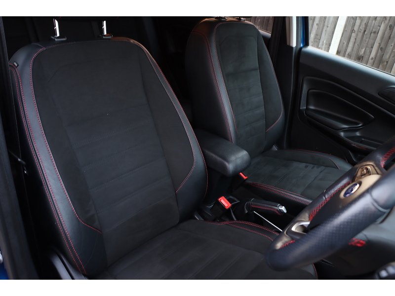 Ford 1.0T ECOBOOST GPF ST-LINE SUV 5DR PETROL MANUAL HEATED SEATS SATELITTE NAVIGATION BLUETOOTH DAB STEREO PARKING AIDS ONLY 17000 MILES SH NO ULEZ CHARGE 72-74 Mitcham Road