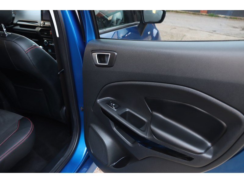 Ford 1.0T ECOBOOST GPF ST-LINE SUV 5DR PETROL MANUAL HEATED SEATS SATELITTE NAVIGATION BLUETOOTH DAB STEREO PARKING AIDS ONLY 17000 MILES SH NO ULEZ CHARGE 72-74 Mitcham Road