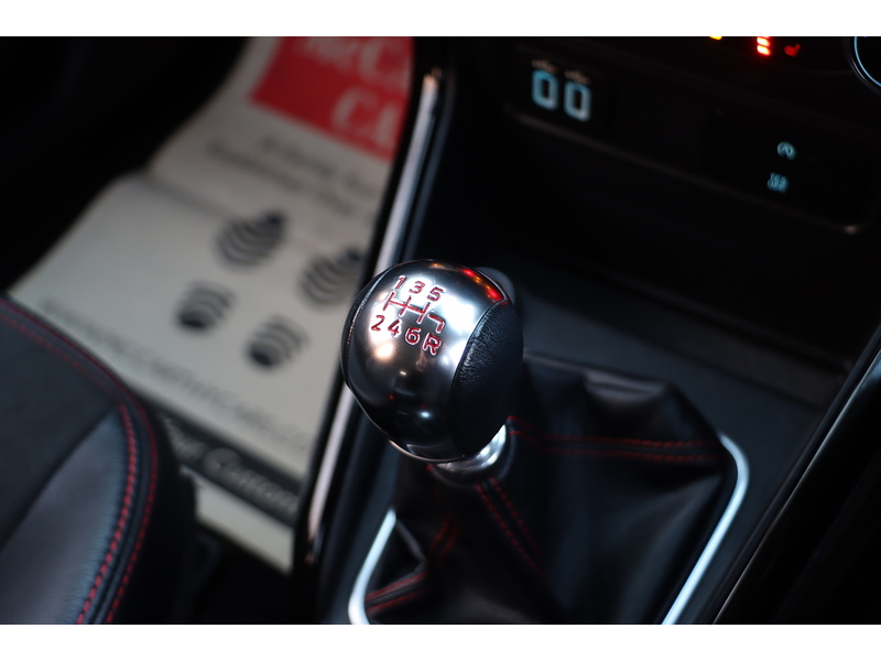 Ford 1.0T ECOBOOST GPF ST-LINE SUV 5DR PETROL MANUAL HEATED SEATS SATELITTE NAVIGATION BLUETOOTH DAB STEREO PARKING AIDS ONLY 17000 MILES SH NO ULEZ CHARGE 72-74 Mitcham Road