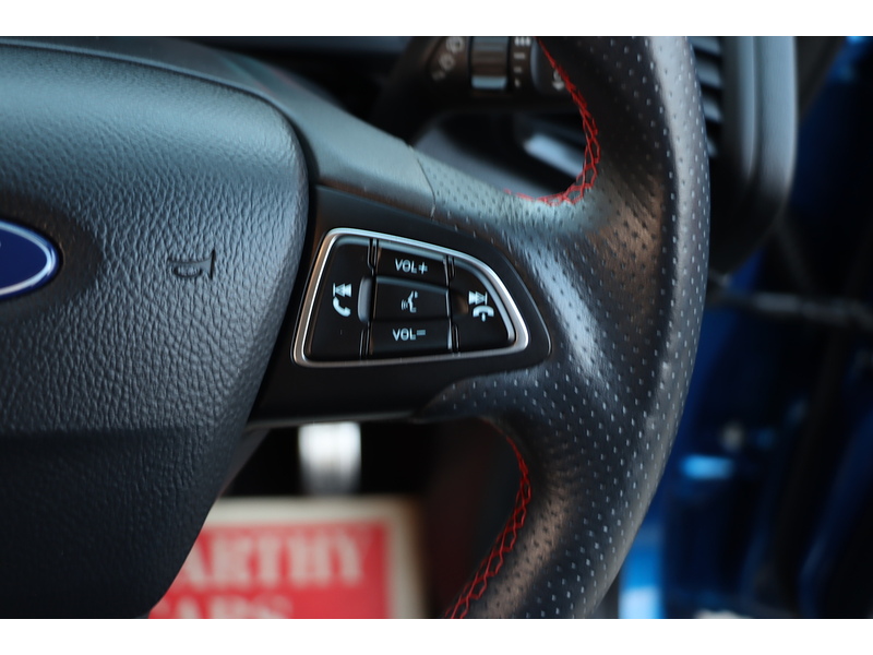 Ford 1.0T ECOBOOST GPF ST-LINE SUV 5DR PETROL MANUAL HEATED SEATS SATELITTE NAVIGATION BLUETOOTH DAB STEREO PARKING AIDS ONLY 17000 MILES SH NO ULEZ CHARGE 72-74 Mitcham Road