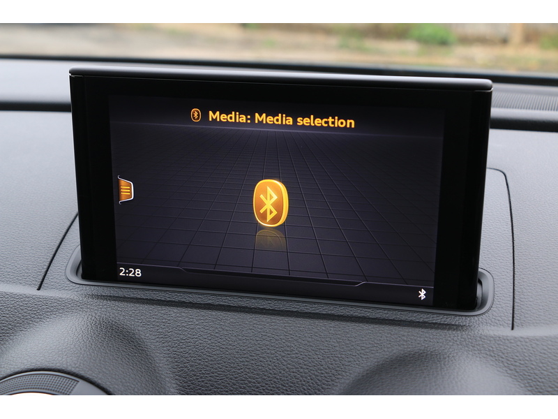 Audi 1.0 TFSI SE Hatchback 3dr Petrol Manual Euro 6 (s/s) (116 ps) 72-74 Mitcham Road