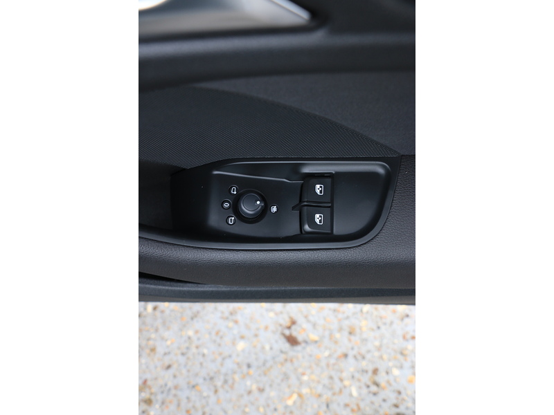 Audi 1.0 TFSI SE Hatchback 3dr Petrol Manual Euro 6 (s/s) (116 ps) 72-74 Mitcham Road