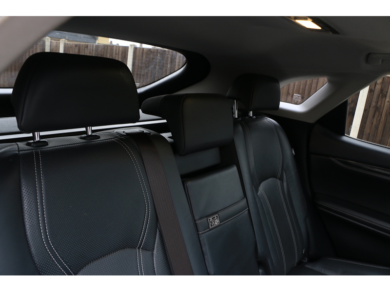 Lexus 3.5 V6 LUXURY SUV 5DR PETROL HYBRID CVT 4WD AUTO SUNROOF HEATED SEATS SATNAV BLUETOOTH DAB STEREO REAR CAMERA PARKING AIDS 75000 MILES FSH 5 SERVICES 72-74 Mitcham Road