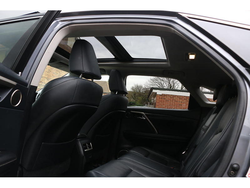 Lexus 3.5 V6 LUXURY SUV 5DR PETROL HYBRID CVT 4WD AUTO SUNROOF HEATED SEATS SATNAV BLUETOOTH DAB STEREO REAR CAMERA PARKING AIDS 75000 MILES FSH 5 SERVICES 72-74 Mitcham Road