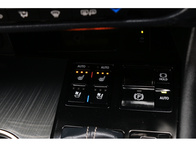 Lexus 3.5 V6 LUXURY SUV 5DR PETROL HYBRID CVT 4WD AUTO SUNROOF HEATED SEATS SATNAV BLUETOOTH DAB STEREO REAR CAMERA PARKING AIDS 75000 MILES FSH 5 SERVICES 72-74 Mitcham Road