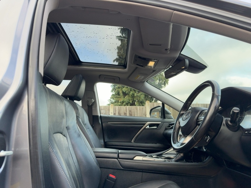 Lexus 3.5 V6 LUXURY SUV 5DR PETROL HYBRID CVT 4WD AUTO SUNROOF HEATED SEATS SATNAV BLUETOOTH DAB STEREO REAR CAMERA PARKING AIDS 75000 MILES FSH 5 SERVICES 72-74 Mitcham Road