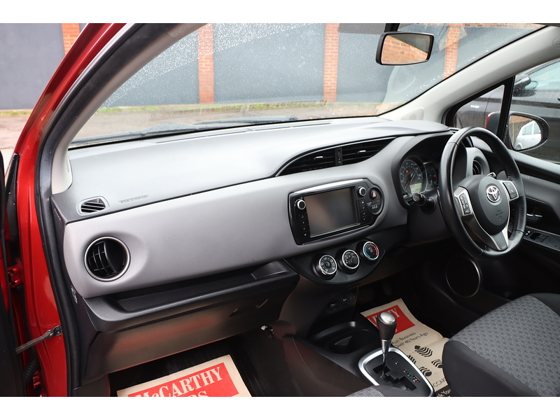 Toyota 1.33 Dual VVT-i Icon Hatchback 5dr Petrol Multidrive S Euro 5 Euro 5 (99 ps) 72-74 Mitcham Road