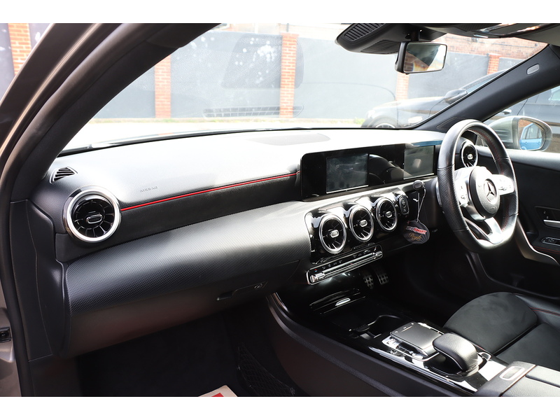 Mercedes-Benz A220 2.0 AMG LINE HATCHBACK 5DR PETROL 7G-DCT AUTO SAT NAV BLUETOOTH DAB STEREO REAR CAMERA PARKING AIDS JUST 2 OWNERS ONLY 69000 MILES FSH 6 SERVICES 72-74 Mitcham Road
