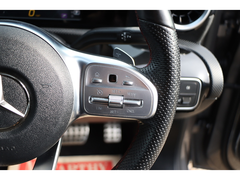 Mercedes-Benz A220 2.0 AMG LINE HATCHBACK 5DR PETROL 7G-DCT AUTO SAT NAV BLUETOOTH DAB STEREO REAR CAMERA PARKING AIDS JUST 2 OWNERS ONLY 69000 MILES FSH 6 SERVICES 72-74 Mitcham Road