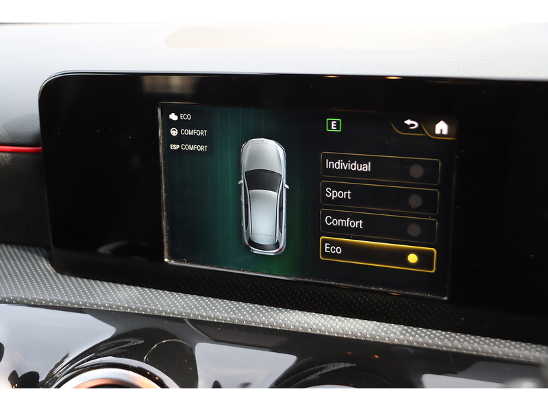 Mercedes-Benz A220 2.0 AMG LINE HATCHBACK 5DR PETROL 7G-DCT AUTO SAT NAV BLUETOOTH DAB STEREO REAR CAMERA PARKING AIDS JUST 2 OWNERS ONLY 69000 MILES FSH 6 SERVICES 72-74 Mitcham Road