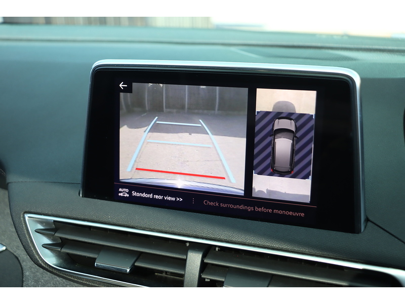 Peugeot 1.2 PURETECH GT LINE PREMIUM SUV 5DR PETROL MANUAL PAN ROOF HEATED SEATS SAT NAV BLUETOOTH APPLE CARPLAY REAR CAMERA PARKING AIDS ONLY 61000 MILES SH 72-74 Mitcham Road