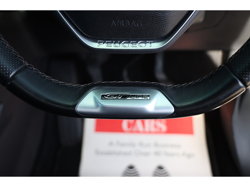 Peugeot 1.2 PURETECH GT LINE PREMIUM SUV 5DR PETROL MANUAL PAN ROOF HEATED SEATS SAT NAV BLUETOOTH APPLE CARPLAY REAR CAMERA PARKING AIDS ONLY 61000 MILES SH 72-74 Mitcham Road