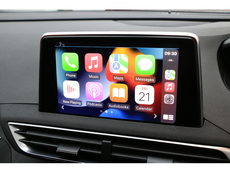 Peugeot 1.2 PURETECH GT LINE PREMIUM SUV 5DR PETROL MANUAL PAN ROOF HEATED SEATS SAT NAV BLUETOOTH APPLE CARPLAY REAR CAMERA PARKING AIDS ONLY 61000 MILES SH 72-74 Mitcham Road