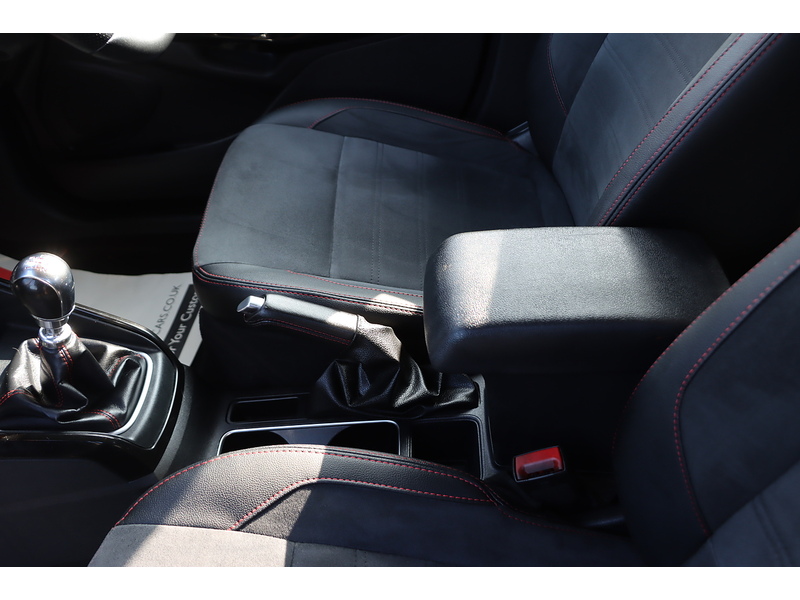 Ford 1.0T ECOBOOST GPF ST-LINE SUV 5DR PETROL MANUAL SAT NAV BLUETOOTH DAB STEREO PARKING AIDS JUST 1 OWNER FROM NEW ONLY 19000 MILES SH NO ULEZ CHARGE 72-74 Mitcham Road