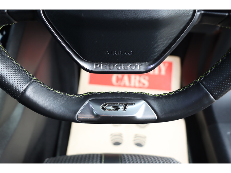 Peugeot 1.2 PURETECH GT LINE SUV 5DR PETROL MANUAL HEATED SEATS SATNAV BLUETOOTH DAB STEREO APPLE CARPLAY REAR CAMERA PARKING AIDS 2 OWNER ONLY 38000 MILES SH 72-74 Mitcham Road