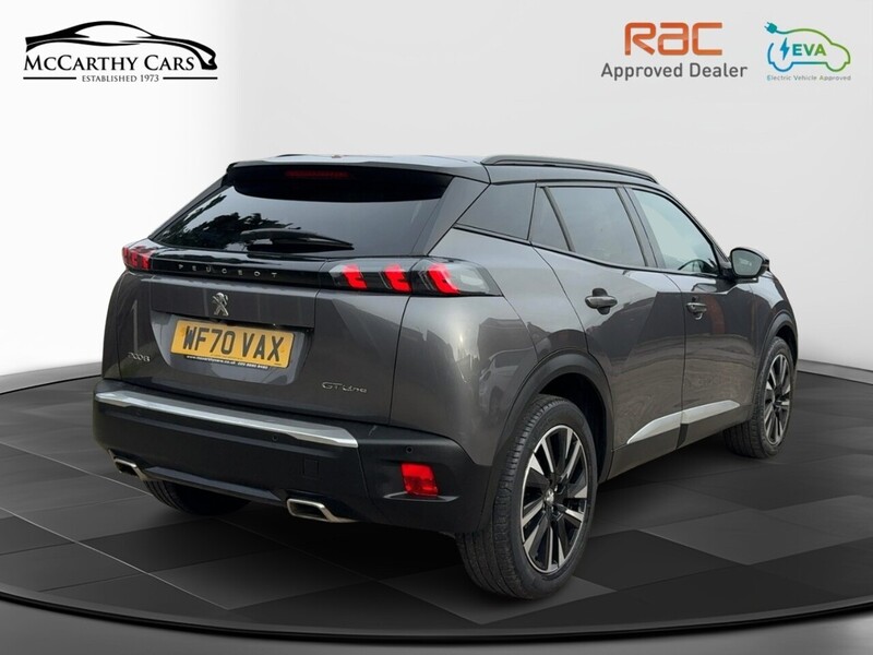 Peugeot 1.2 PURETECH GT LINE SUV 5DR PETROL MANUAL HEATED SEATS SATNAV BLUETOOTH DAB STEREO APPLE CARPLAY REAR CAMERA PARKING AIDS 2 OWNER ONLY 38000 MILES SH 72-74 Mitcham Road