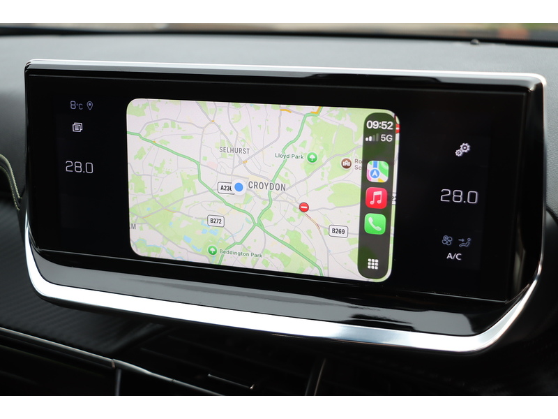 Peugeot 1.2 PURETECH GT LINE SUV 5DR PETROL MANUAL HEATED SEATS SATNAV BLUETOOTH DAB STEREO APPLE CARPLAY REAR CAMERA PARKING AIDS 2 OWNER ONLY 38000 MILES SH 72-74 Mitcham Road