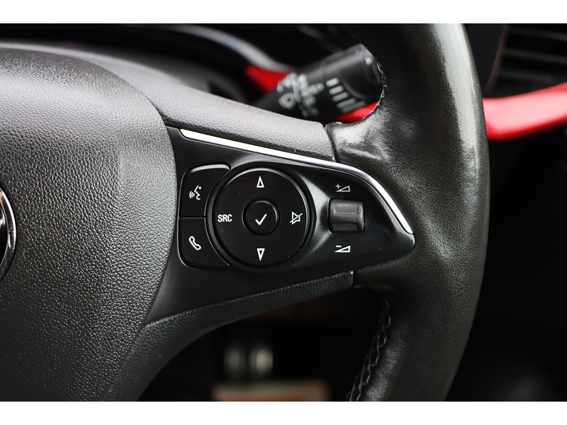 Vauxhall 1.2 TURBO SRI PREMIUM SUV 5DR PETROL MANUAL HEATED SEATS SAT NAV BLUETOOTH DAB STEREO APPLE CARPLAY REAR CAM PARKING AIDS JUST 1 OWNER 62000 MILES FSH 72-74 Mitcham Road