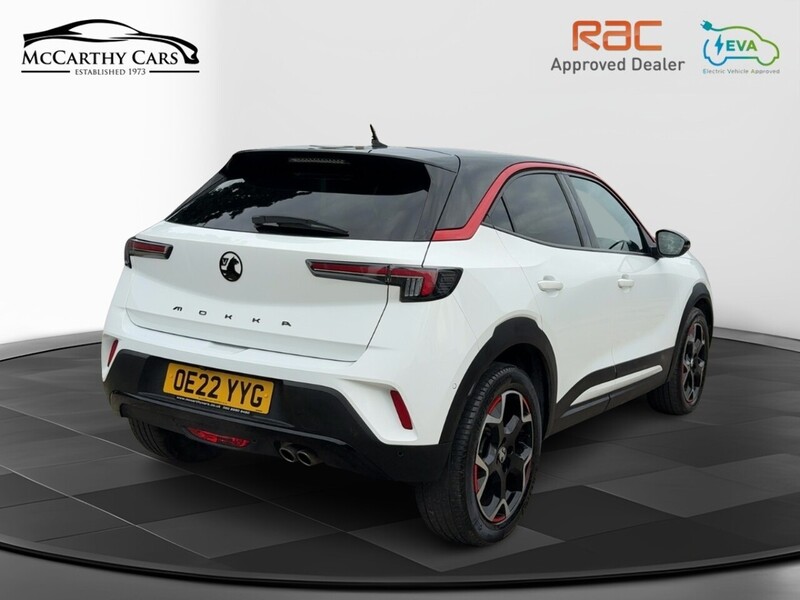 Vauxhall 1.2 TURBO SRI PREMIUM SUV 5DR PETROL MANUAL HEATED SEATS SAT NAV BLUETOOTH DAB STEREO APPLE CARPLAY REAR CAM PARKING AIDS JUST 1 OWNER 62000 MILES FSH 72-74 Mitcham Road