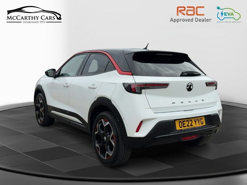 Vauxhall 1.2 TURBO SRI PREMIUM SUV 5DR PETROL MANUAL HEATED SEATS SAT NAV BLUETOOTH DAB STEREO APPLE CARPLAY REAR CAM PARKING AIDS JUST 1 OWNER 62000 MILES FSH 72-74 Mitcham Road