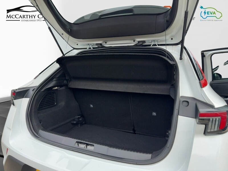 Vauxhall 1.2 TURBO SRI PREMIUM SUV 5DR PETROL MANUAL HEATED SEATS SAT NAV BLUETOOTH DAB STEREO APPLE CARPLAY REAR CAM PARKING AIDS JUST 1 OWNER 62000 MILES FSH 72-74 Mitcham Road