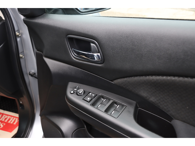 Honda 2.0 I-VTEC SE PLUS SUV 5DR PETROL 4WD AUTO BLUETOOTH DAB STEREO REAR CAMERA PARKING AIDS 2 OWNER ONLY 49000 MILES FSH 7 SERVICES NO ULEZ CHARGE 72-74 Mitcham Road