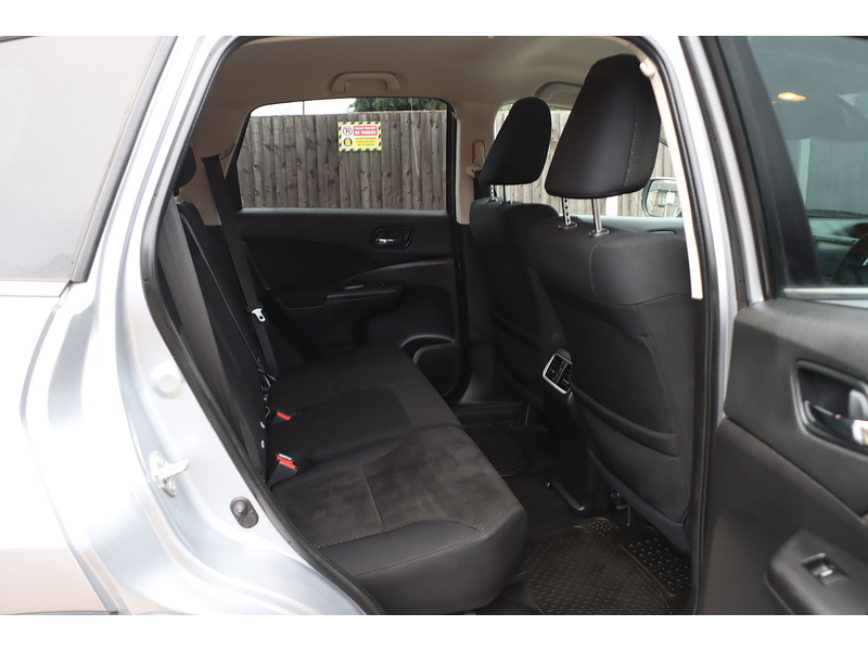 Honda 2.0 I-VTEC SE PLUS SUV 5DR PETROL 4WD AUTO BLUETOOTH DAB STEREO REAR CAMERA PARKING AIDS 2 OWNER ONLY 49000 MILES FSH 7 SERVICES NO ULEZ CHARGE 72-74 Mitcham Road