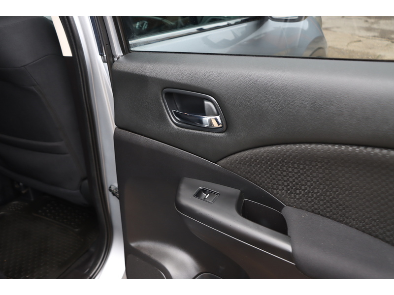 Honda 2.0 I-VTEC SE PLUS SUV 5DR PETROL 4WD AUTO BLUETOOTH DAB STEREO REAR CAMERA PARKING AIDS 2 OWNER ONLY 49000 MILES FSH 7 SERVICES NO ULEZ CHARGE 72-74 Mitcham Road