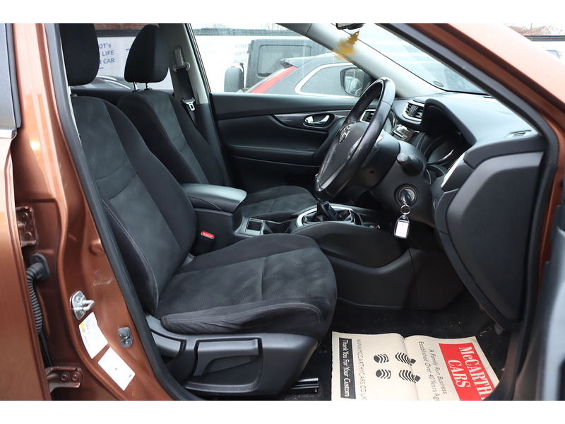 Nissan 1.6 ACENTA SUV PETROL MANUAL PANORAMIC SUNROOF BLUETOOTH STEREO CD PLAYER PARKING AIDS JUST 2 OWNERS SAME OWNER FOR 4 YEARS ONLY 58000 MILES FSH 72-74 Mitcham Road