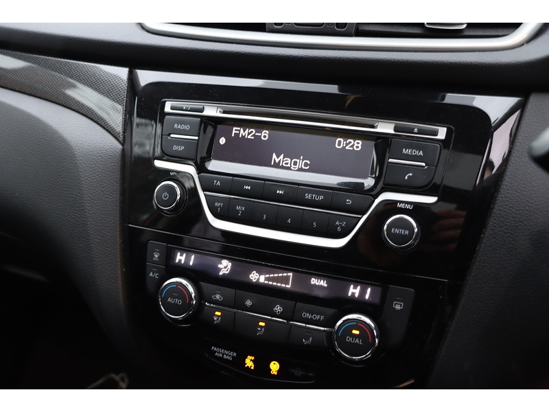 Nissan 1.6 ACENTA SUV PETROL MANUAL PANORAMIC SUNROOF BLUETOOTH STEREO CD PLAYER PARKING AIDS JUST 2 OWNERS SAME OWNER FOR 4 YEARS ONLY 58000 MILES FSH 72-74 Mitcham Road