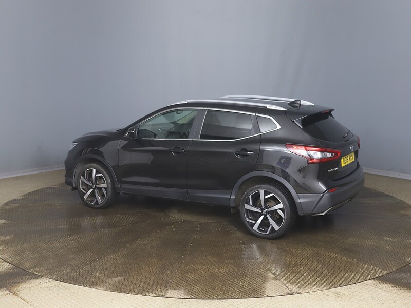 Nissan 1.2 DIG-T TEKNA SUV 5DR PETROL MANUAL PAN ROOF HEATED SEATS SATNAV BLUETOOTH DAB RADIO APPLE CARPLAY REAR CAMERA PARKING AIDS 2 OWNERS 72000 MILES FSH 72-74 Mitcham Road