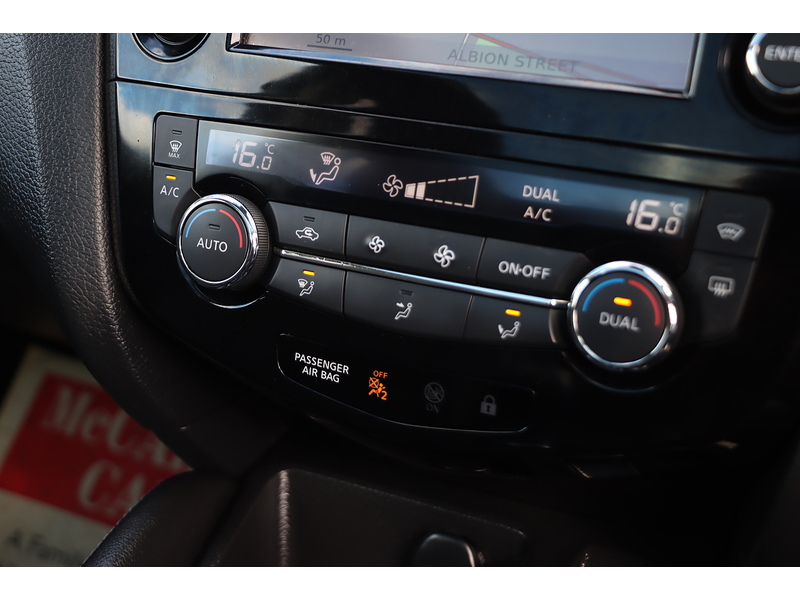 Nissan 1.2 DIG-T TEKNA SUV 5DR PETROL MANUAL PAN ROOF HEATED SEATS SATNAV BLUETOOTH DAB RADIO APPLE CARPLAY REAR CAMERA PARKING AIDS 2 OWNERS 72000 MILES FSH 72-74 Mitcham Road