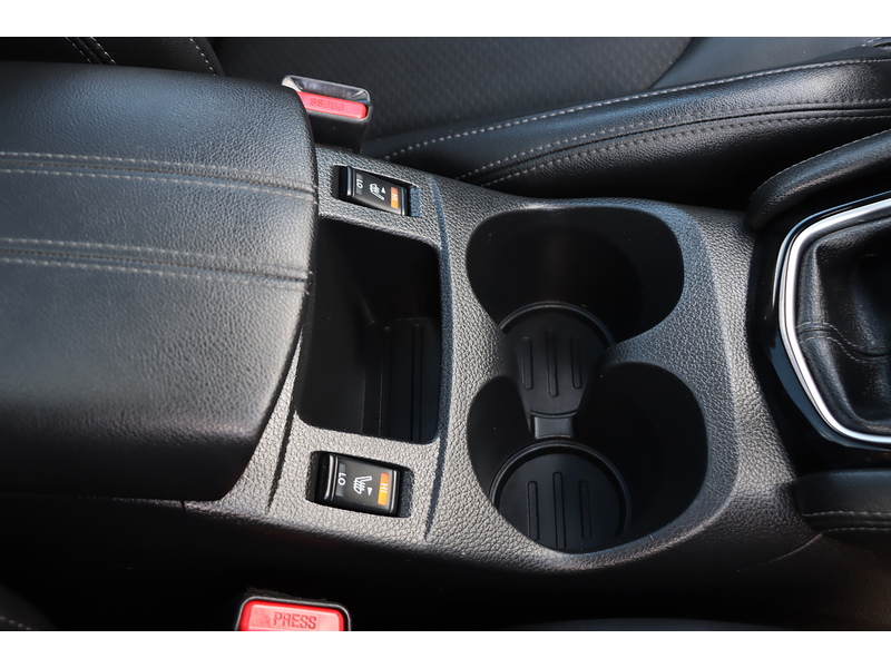 Nissan 1.2 DIG-T TEKNA SUV 5DR PETROL MANUAL PAN ROOF HEATED SEATS SATNAV BLUETOOTH DAB RADIO APPLE CARPLAY REAR CAMERA PARKING AIDS 2 OWNERS 72000 MILES FSH 72-74 Mitcham Road