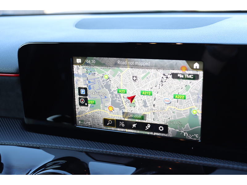 Mercedes-Benz A200 1.3 AMG LINE HATCHBACK 5DR PETROL 7G-DCT AUTO SAT NAV BLUETOOTH DAB STEREO REAR CAMERA JUST 2 OWNERS SAME OWNER FOR 4 YEARS ONLY 70000 MILES SH 72-74 Mitcham Road