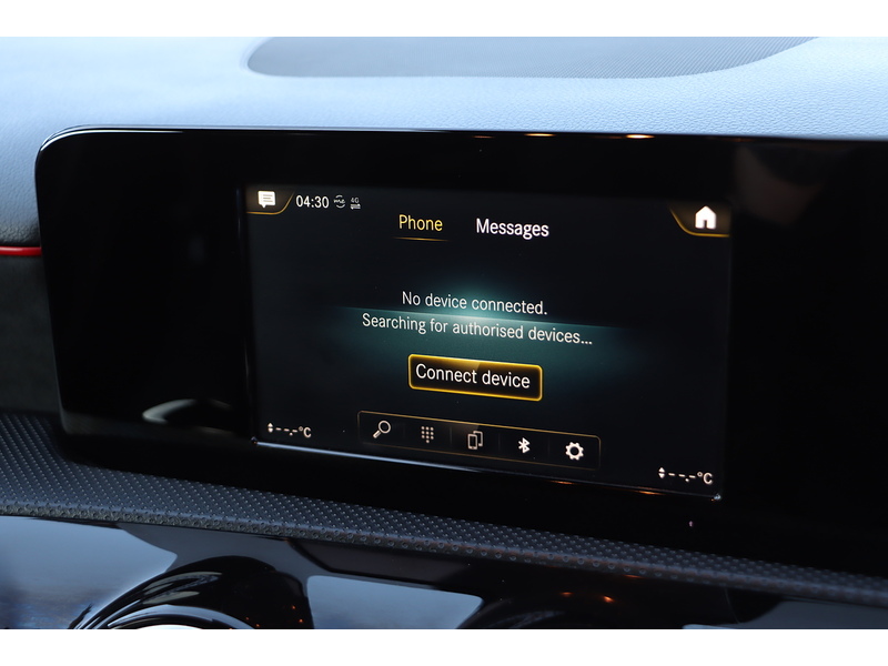 Mercedes-Benz A200 1.3 AMG LINE HATCHBACK 5DR PETROL 7G-DCT AUTO SAT NAV BLUETOOTH DAB STEREO REAR CAMERA JUST 2 OWNERS SAME OWNER FOR 4 YEARS ONLY 70000 MILES SH 72-74 Mitcham Road