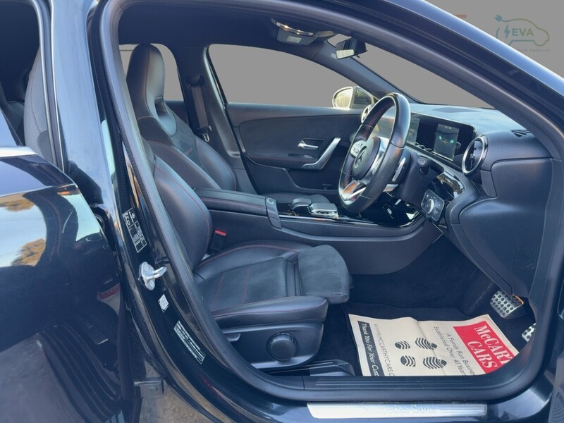 Mercedes-Benz A200 1.3 AMG LINE HATCHBACK 5DR PETROL 7G-DCT AUTO SAT NAV BLUETOOTH DAB STEREO REAR CAMERA JUST 2 OWNERS SAME OWNER FOR 4 YEARS ONLY 70000 MILES SH 72-74 Mitcham Road