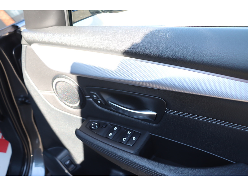 BMW 218I 1.5 M SPORT MPV 5DR PETROL DCT AUTO SAT NAV BLUETOOTH DAB STEREO CD PLAYER PARKING AIDS SAME OWNER FOR 4 YEARS ONLY 33000 MILES SH NO ULEZ CHARGE 72-74 Mitcham Road