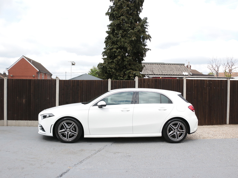 Mercedes-Benz A180 1.3 AMG LINE HATCHBACK 5DR PETROL 7G-DCT AUTO SAT NAV BLUETOOTH DAB STEREO REAR CAMERA JUST 2 OWNERS SAME OWNER FOR 3 YEARS ONLY 64000 MILES SH 72-74 Mitcham Road