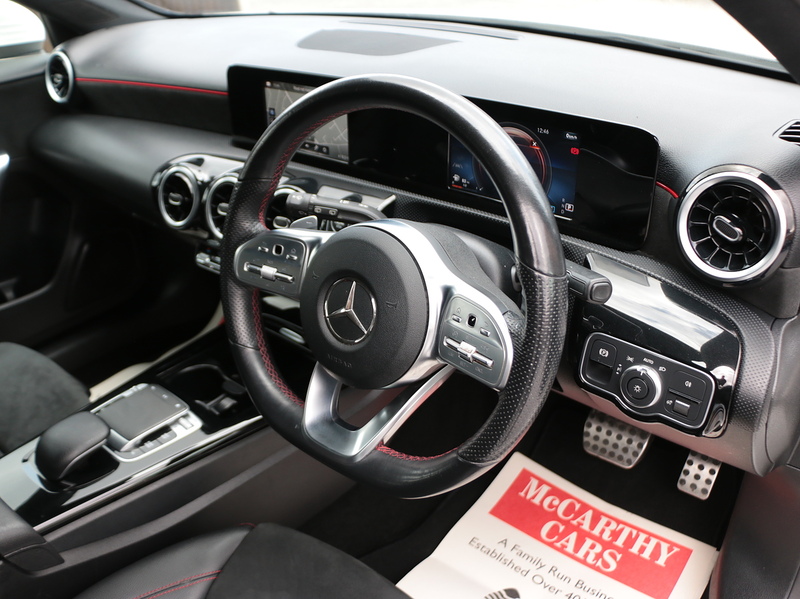 Mercedes-Benz A180 1.3 AMG LINE HATCHBACK 5DR PETROL 7G-DCT AUTO SAT NAV BLUETOOTH DAB STEREO REAR CAMERA JUST 2 OWNERS SAME OWNER FOR 3 YEARS ONLY 64000 MILES SH 72-74 Mitcham Road