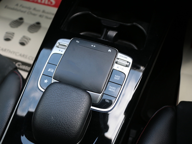 Mercedes-Benz A180 1.3 AMG LINE HATCHBACK 5DR PETROL 7G-DCT AUTO SAT NAV BLUETOOTH DAB STEREO REAR CAMERA JUST 2 OWNERS SAME OWNER FOR 3 YEARS ONLY 64000 MILES SH 72-74 Mitcham Road