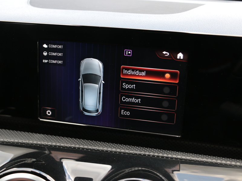 Mercedes-Benz A180 1.3 AMG LINE HATCHBACK 5DR PETROL 7G-DCT AUTO SAT NAV BLUETOOTH DAB STEREO REAR CAMERA JUST 2 OWNERS SAME OWNER FOR 3 YEARS ONLY 64000 MILES SH 72-74 Mitcham Road