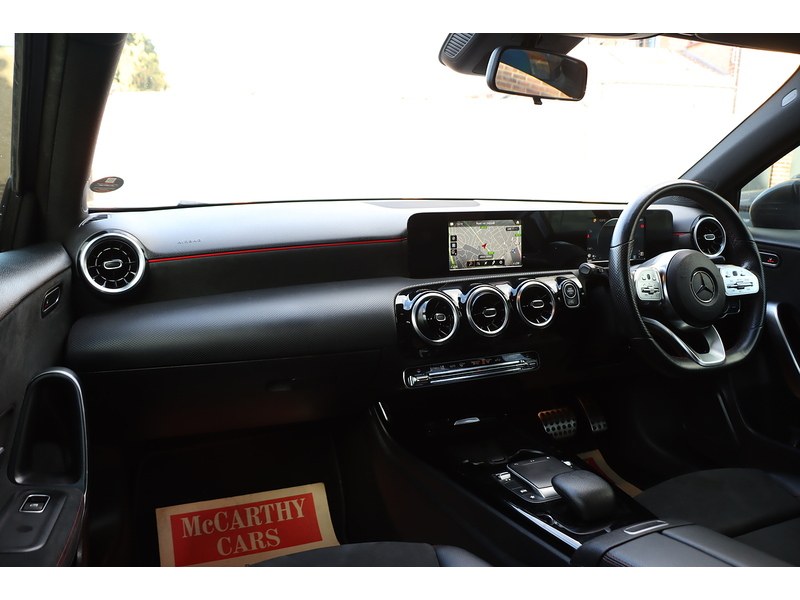 Mercedes-Benz A180 1.3 AMG LINE HATCHBACK 5DR PETROL 7G-DCT AUTO HEATED SEATS SATNAV BLUETOOTH DAB RADIO REAR CAMERA PARKING AIDS ONLY 52000 MILES SH NO ULEZ CHARGE 72-74 Mitcham Road