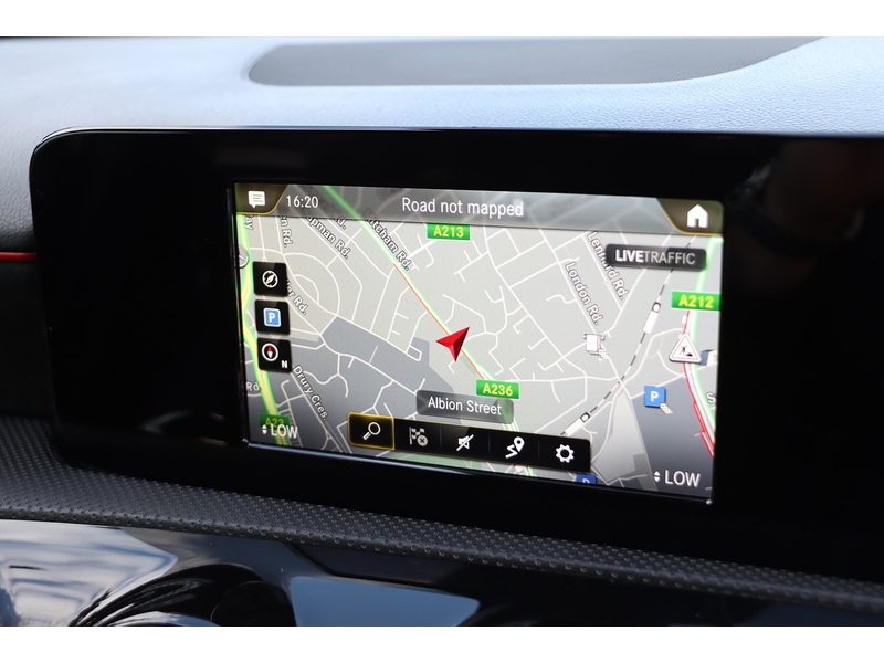 Mercedes-Benz A180 1.3 AMG LINE HATCHBACK 5DR PETROL 7G-DCT AUTO HEATED SEATS SATNAV BLUETOOTH DAB RADIO REAR CAMERA PARKING AIDS ONLY 52000 MILES SH NO ULEZ CHARGE 72-74 Mitcham Road