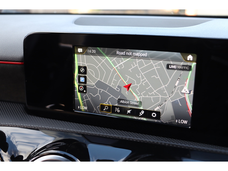 Mercedes-Benz A180 1.3 AMG LINE HATCHBACK 5DR PETROL 7G-DCT AUTO HEATED SEATS SATNAV BLUETOOTH DAB RADIO REAR CAMERA PARKING AIDS ONLY 52000 MILES SH NO ULEZ CHARGE 72-74 Mitcham Road