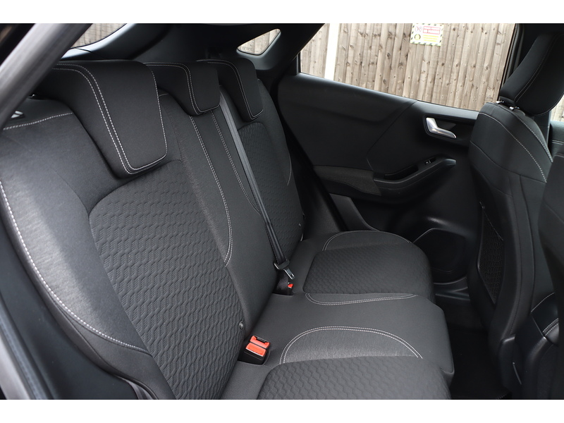 Ford 1.0T ECOBOOST MHEV TITANIUM SUV 5DR PETROL MANUAL HEATED SEATS SATNAV BLUETOOTH DAB STEREO PARKING AIDS JUST 1 OWNER FROM NEW ONLY 35000 MILES SH 72-74 Mitcham Road