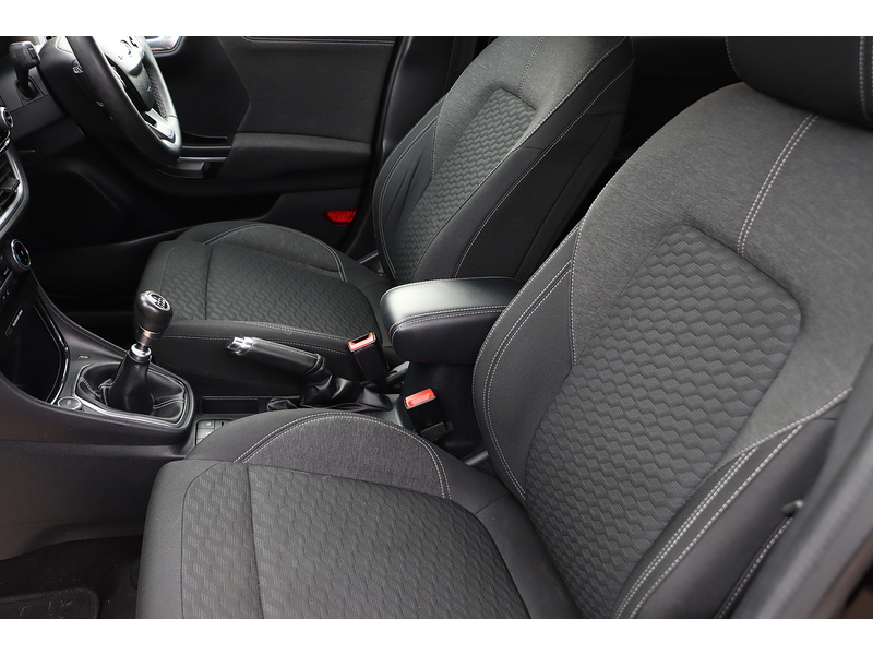 Ford 1.0T ECOBOOST MHEV TITANIUM SUV 5DR PETROL MANUAL HEATED SEATS SATNAV BLUETOOTH DAB STEREO PARKING AIDS JUST 1 OWNER FROM NEW ONLY 35000 MILES SH 72-74 Mitcham Road