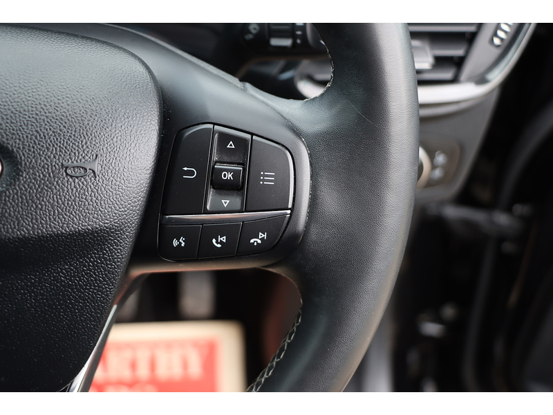 Ford 1.0T ECOBOOST MHEV TITANIUM SUV 5DR PETROL MANUAL HEATED SEATS SATNAV BLUETOOTH DAB STEREO PARKING AIDS JUST 1 OWNER FROM NEW ONLY 35000 MILES SH 72-74 Mitcham Road